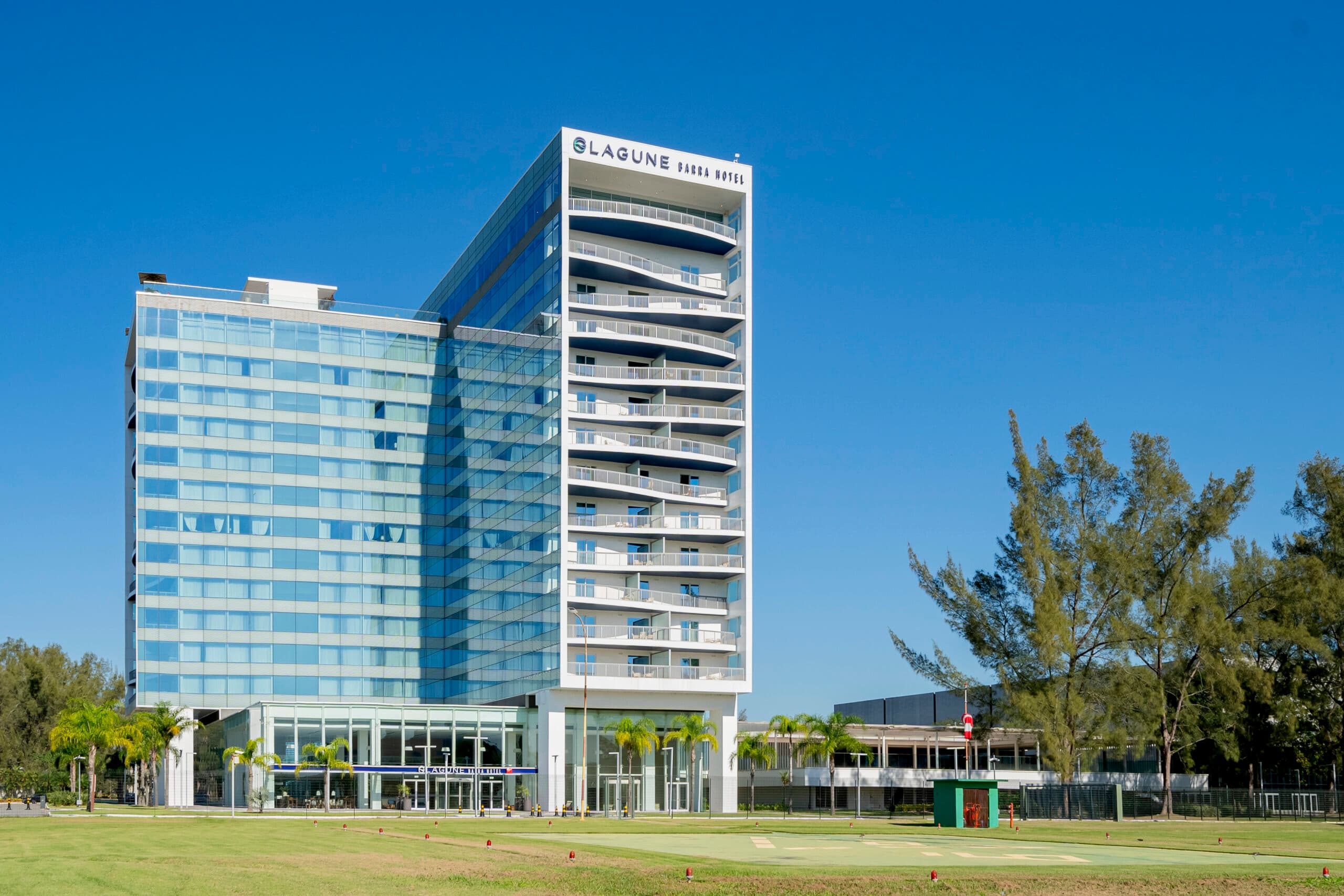 LAGUNE BARRA HOTEL